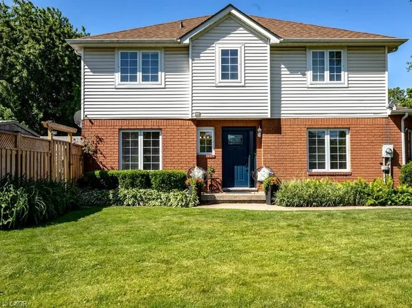 37 Walker Ct, Grimsby, ON L3M 5J5
