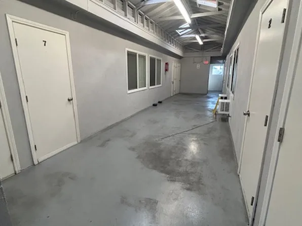 1730 W Jefferson Blvd #8, Los Angeles, CA 90018