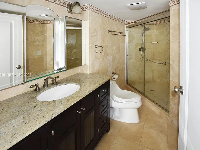 540 Brickell Key Dr #1513 — Photo 21