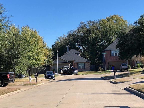4th image of 3002 Briarbrook Dr