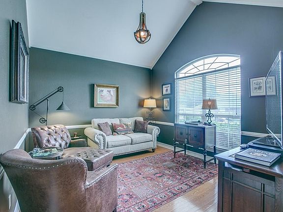 4th image of 2090 E Deer Creek Dr