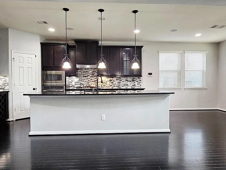 6027 Turner Shadow Ln — Photo 44