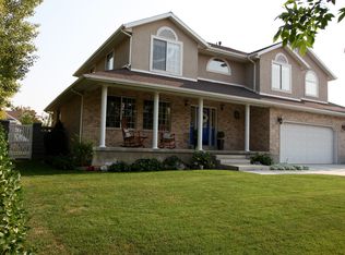 2277 W Pheasant Bend Circle, South Jordan, UT 84095
