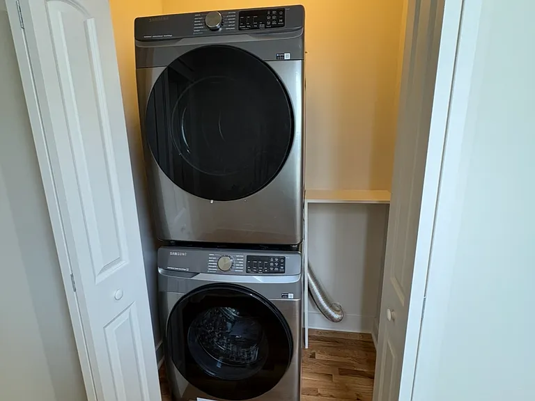 941 Samuel St — Photo 7