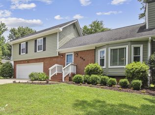 869 Cinderella Ct, Decatur, GA 30033