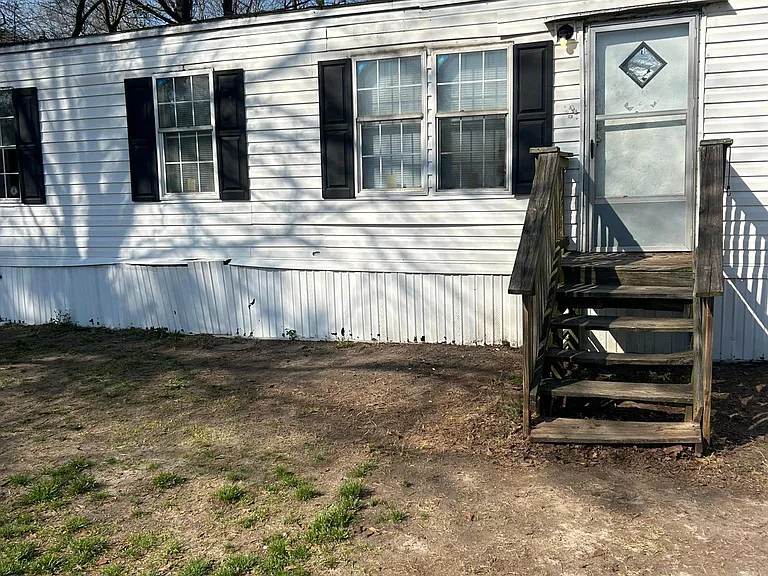 1 David Ln — Photo 3