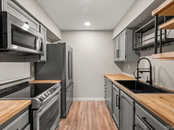 14438 E 1st Drive #c11, Aurora, CO 80011