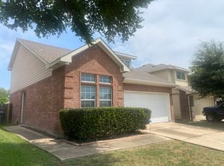 238 Cliff Heights Cir, Dallas, TX 75241