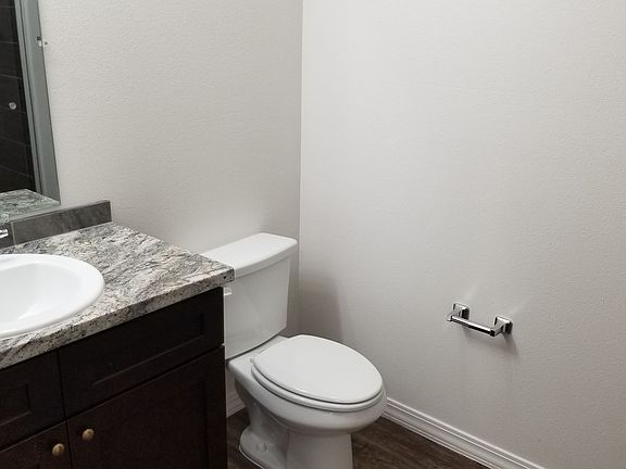5th image of 2501 Martin Luther King Blvd #2501