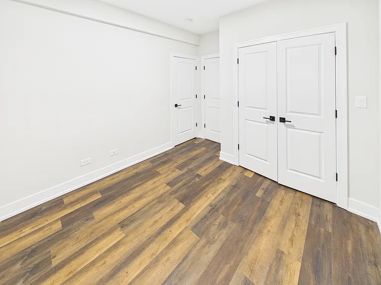 2350 S Leavitt St #1F — Photo 15