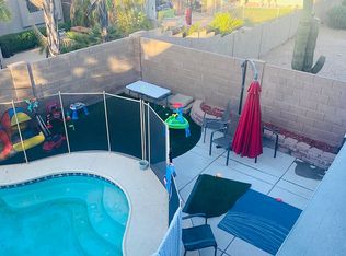 6433 W Desert Hollow Dr, Phoenix, AZ 85083