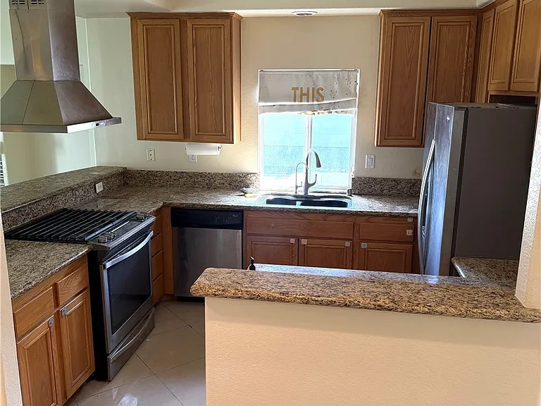 115 Citrus Ranch Rd — Photo 9