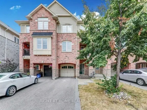 23 Linnell St, Ajax, ON L1Z 0K9