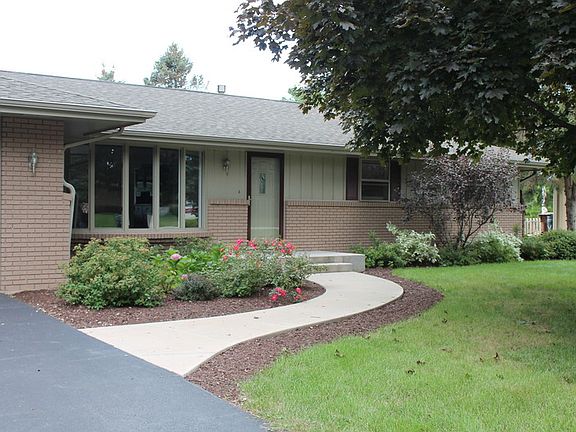 2nd image of 1121 Aura Dr