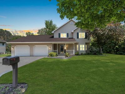 106 LAMINE LANE, Combined Locks, WI, 54113