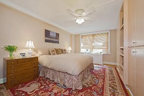 Sold by Corcoran | media 4