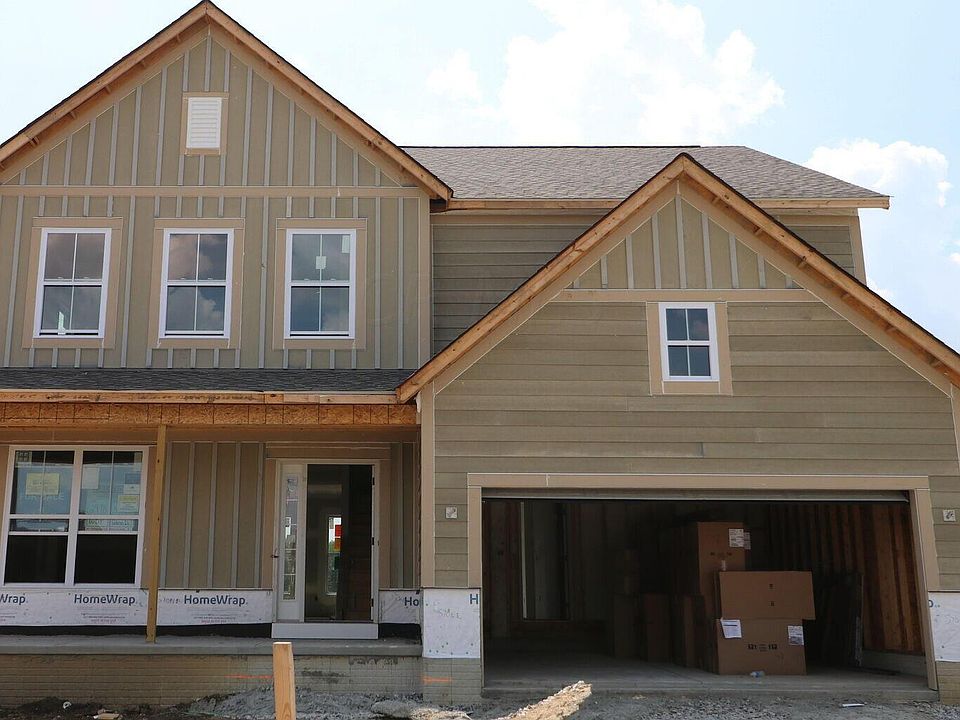 1st image of 44 Sienna Glenn Dr