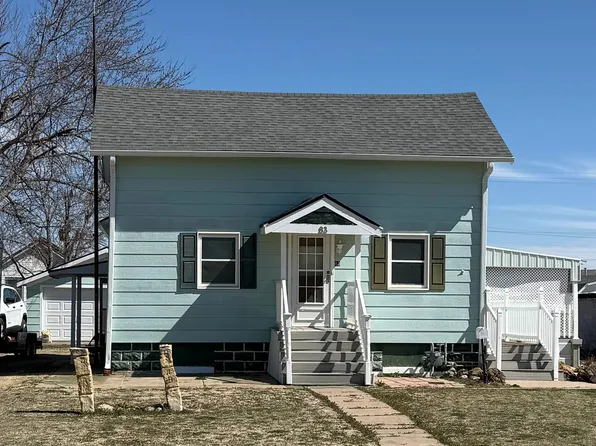 83 S Kansas St, Russell, KS 67665