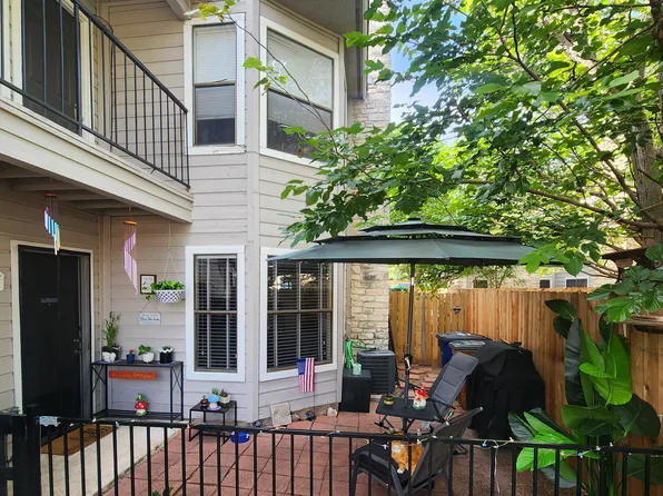 8911 Schick Rd APT B, Austin, TX 78729