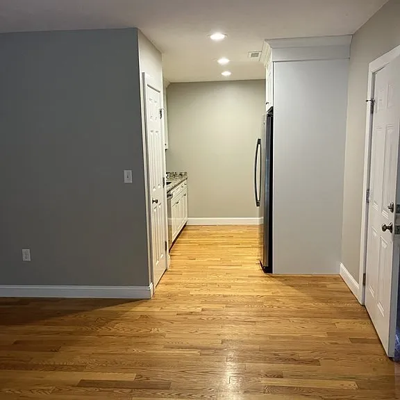 20 Humphrey St #9 — Photo 3