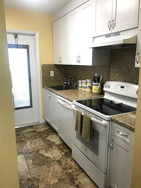 1st image of 120 South Blvd APT 2D