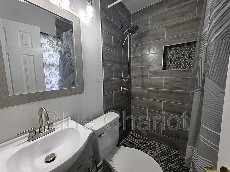 2313 Fitzgerald Ave — Photo 18