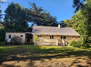 87730 Rhododendron Dr, Florence, OR 97439