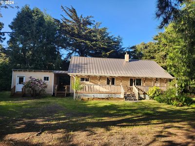 87730 Rhododendron Dr, Florence, OR, 97439