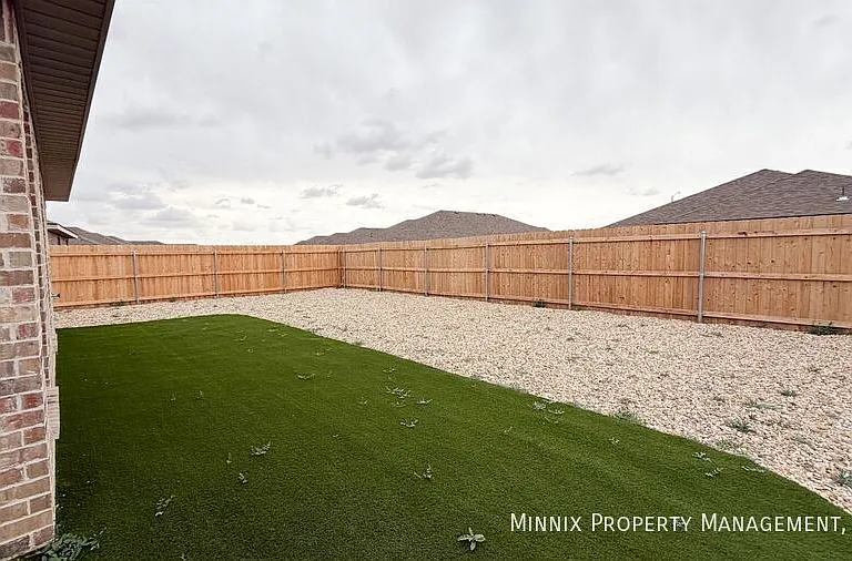 2151 Langford Ave — Photo 21