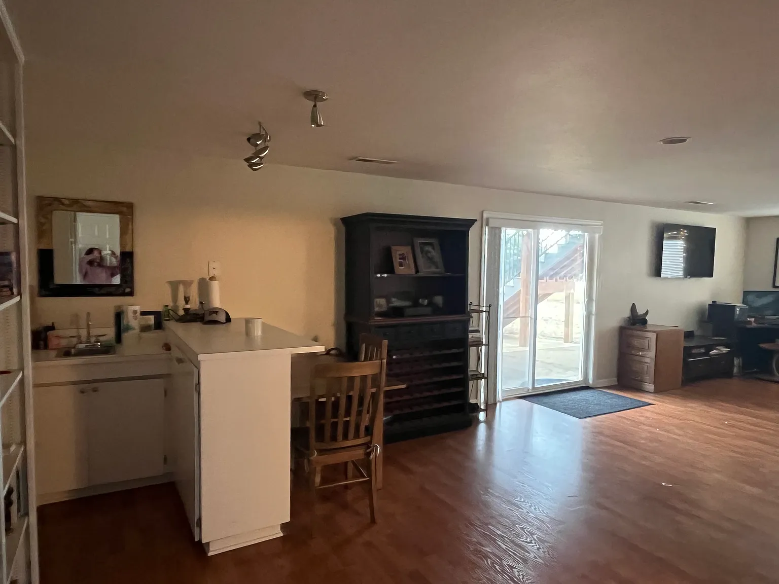 4 bed, 2914 sqft, $4,000 — Photo 3
