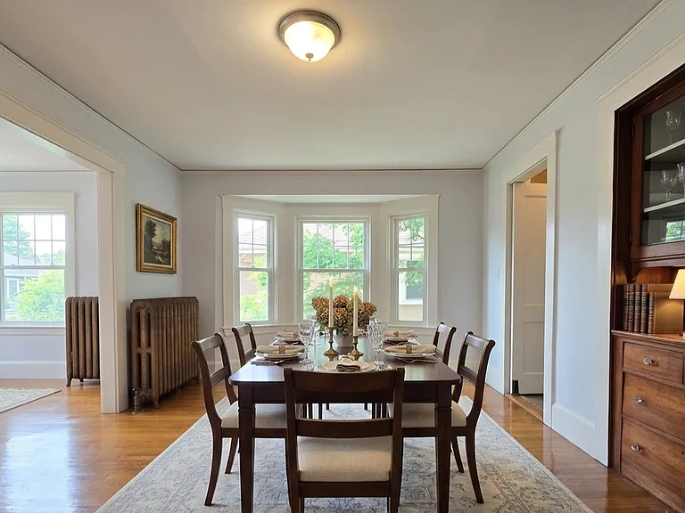 19 Rowe St #2 — Photo 2