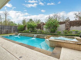 286 Sonoma Ct, Conroe, TX 77384