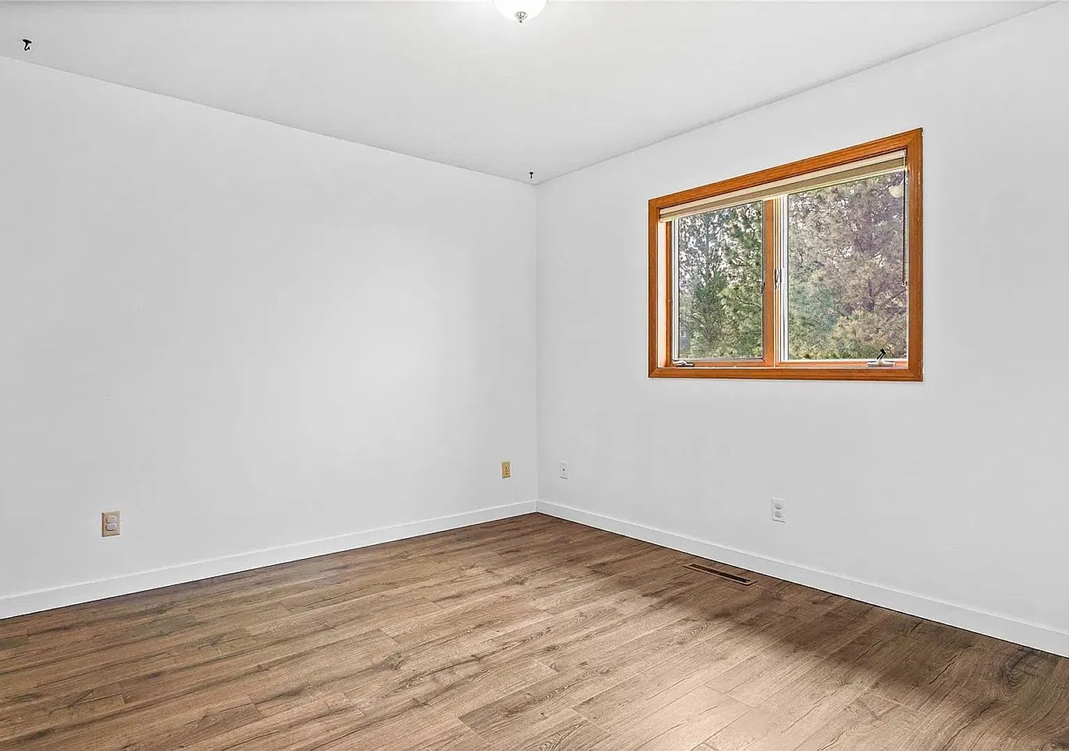 Alpine Rental-2233 - Unit C — Photo 4