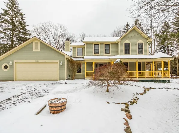 7151 Wildwood Ln, Victor, NY 14564