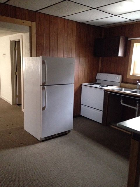 2nd image of 19 N Main St