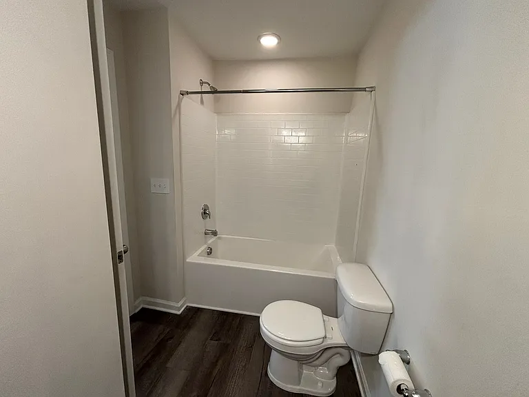 377 Baymont Dr — Photo 21