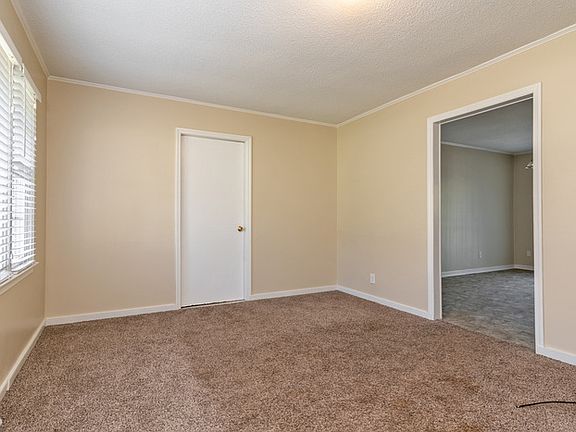 4th image of 4119 Greenhaven Ln