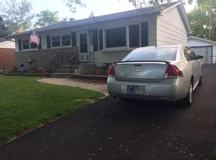 6862 Van Buren St, Merrillville, IN 46410