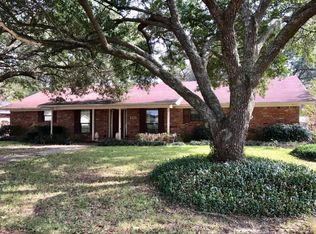 3111 McDuff Dr, Winnsboro, LA 71295