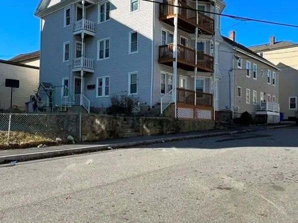 4 Church St, Lincoln, RI 02838