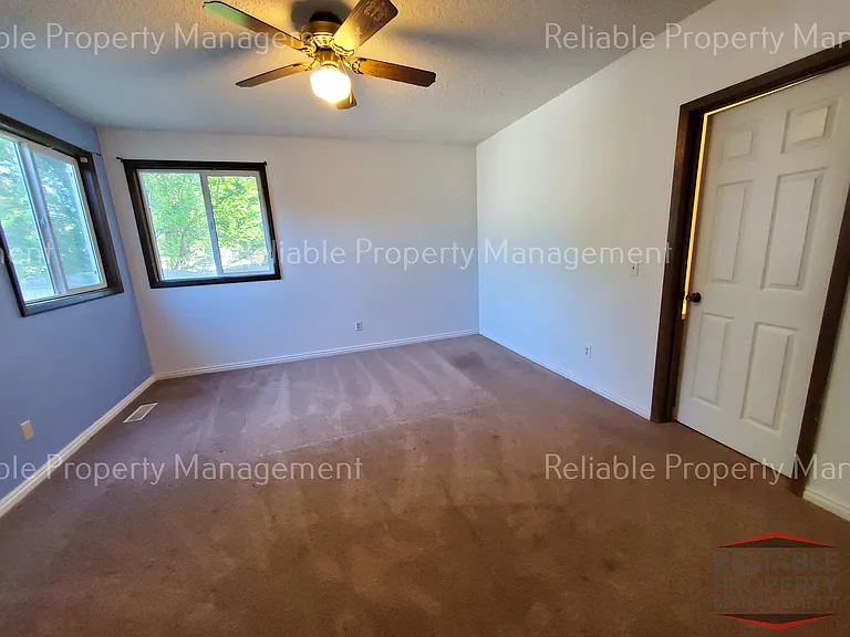 2169 Brentwood Dr — Photo 10