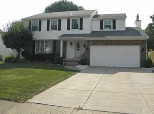 4542 Deerfield Rd, Hamburg, NY 14075