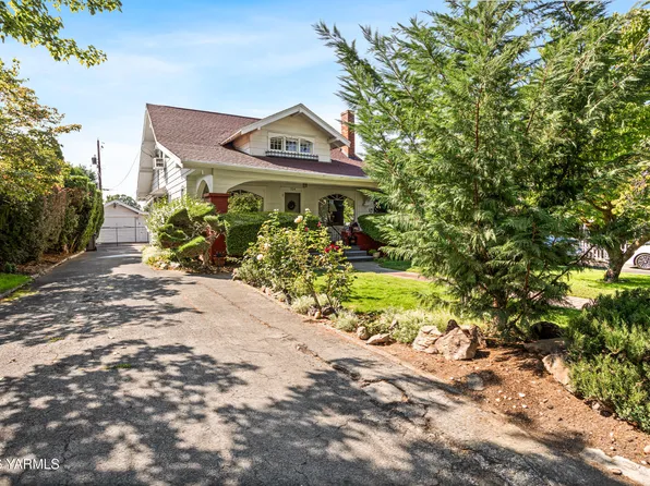 104 N 26th Ave, Yakima, WA 98902