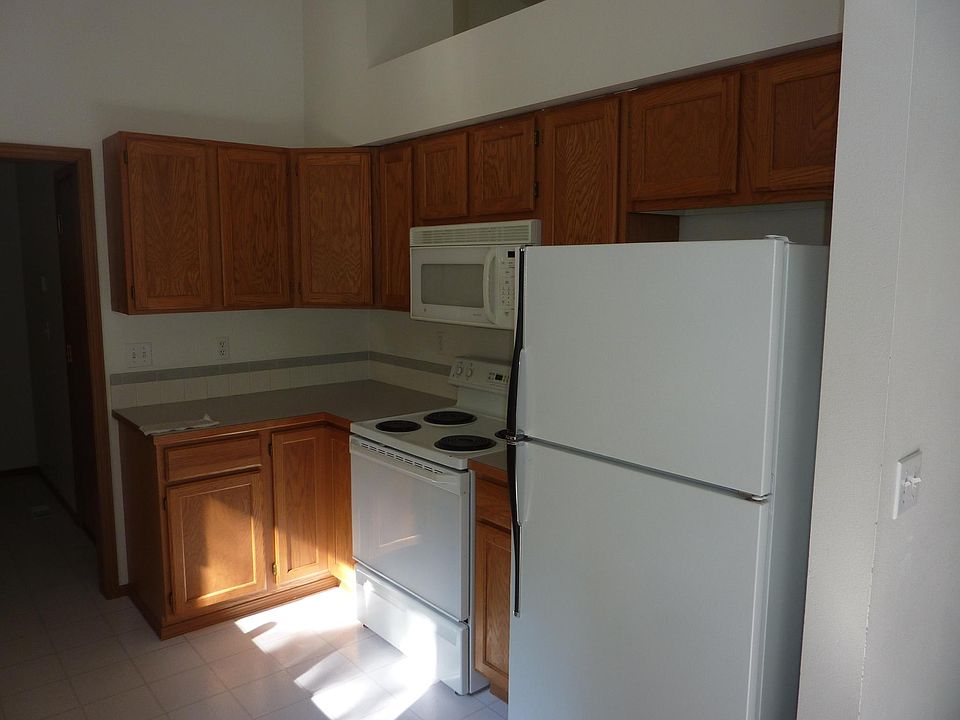 2nd image of 4714 87th Avenue Ct NW