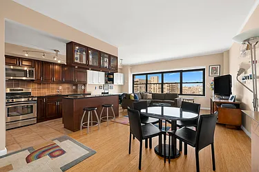 140 West End Avenue, #30M