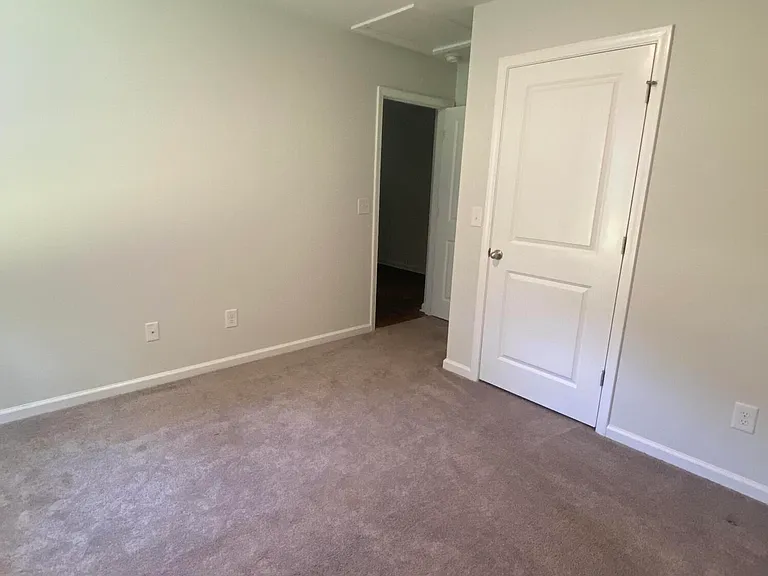 413 High Ridge Ct — Photo 17