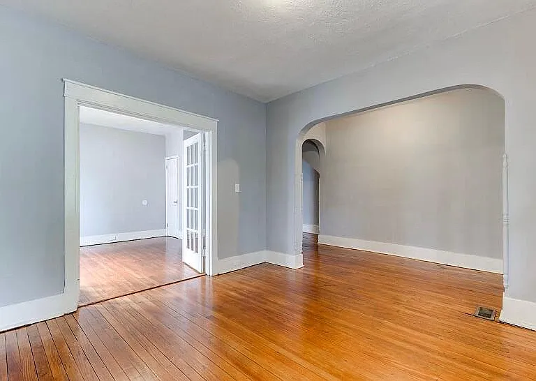 2601 2nd Ave #4 — Photo 7