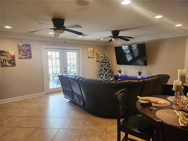 2309 Pirate Dr — Photo 18