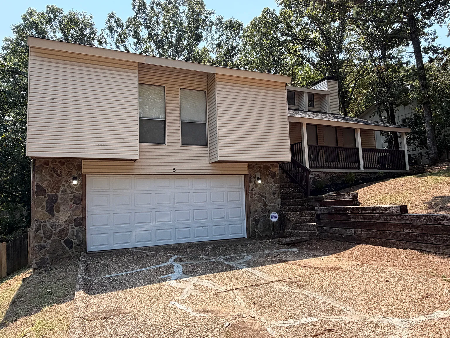 5 Stoneledge Dr. Maumelle AR 72113 — Photo 2