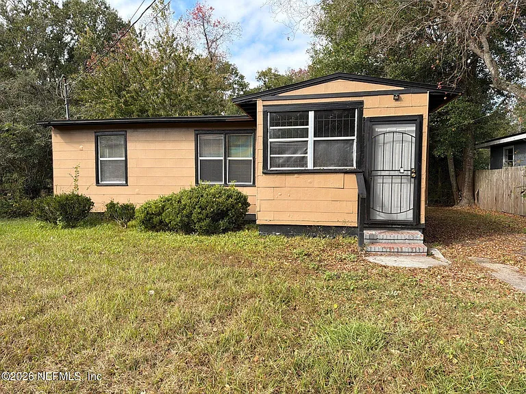 5326 Mays Dr — Photo 1